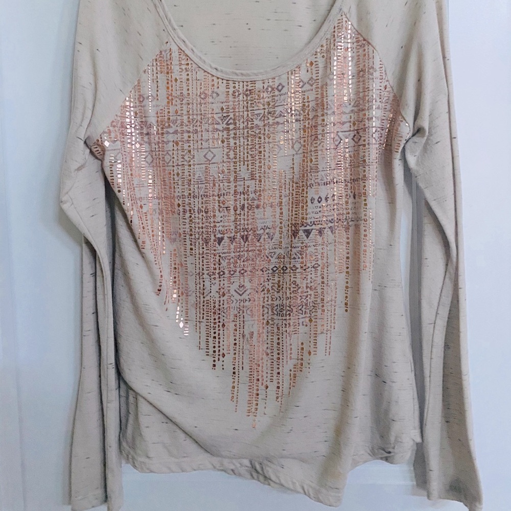Long sleeve shirt